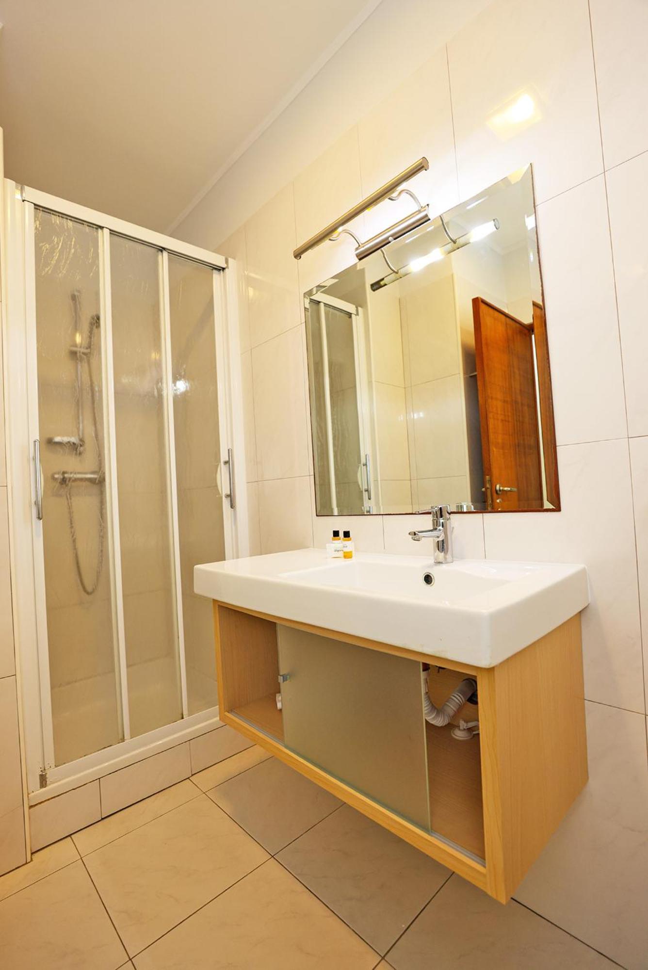 A01 - Marina Mirror Harbour Apartment Lagos Luaran gambar